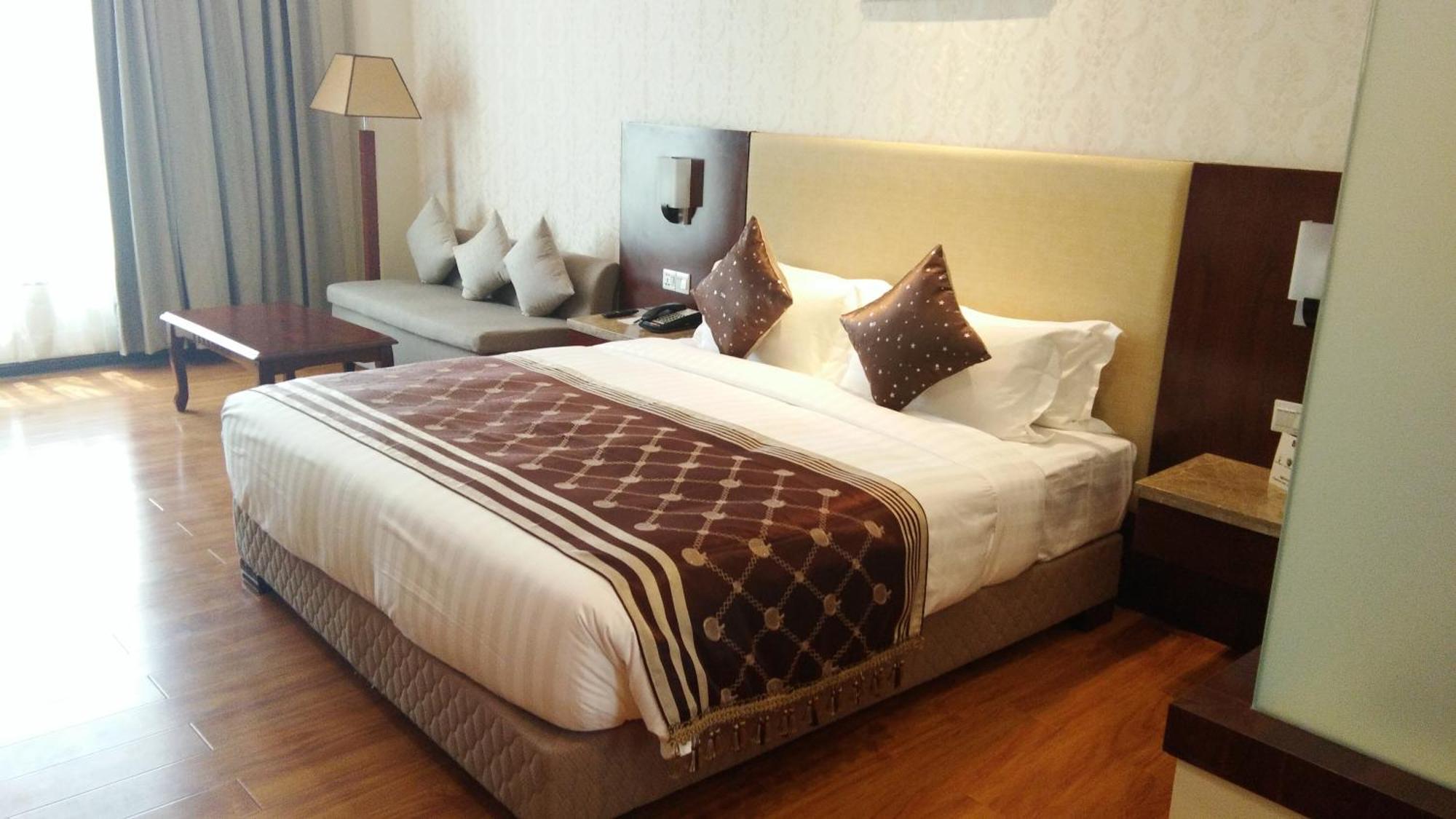 Clarion Inn Jaipur Kukas Camera foto