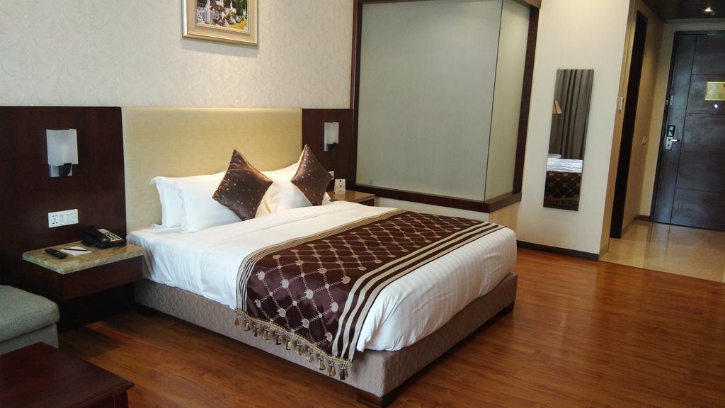 Clarion Inn Jaipur Kukas Esterno foto